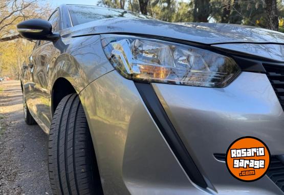 Autos - Peugeot 208 2023 Nafta 36000Km - En Venta
