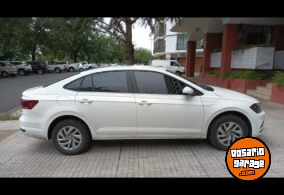 Autos - Volkswagen Virtus 2021 Nafta 79000Km - En Venta
