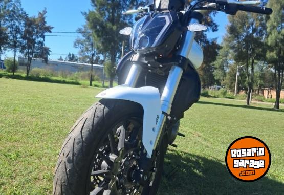 Motos - Benelli Tnt 2024 Nafta 3000Km - En Venta