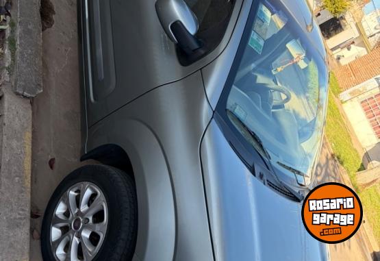 Autos - Fiat Novo Attrative 2011 Nafta 116000Km - En Venta