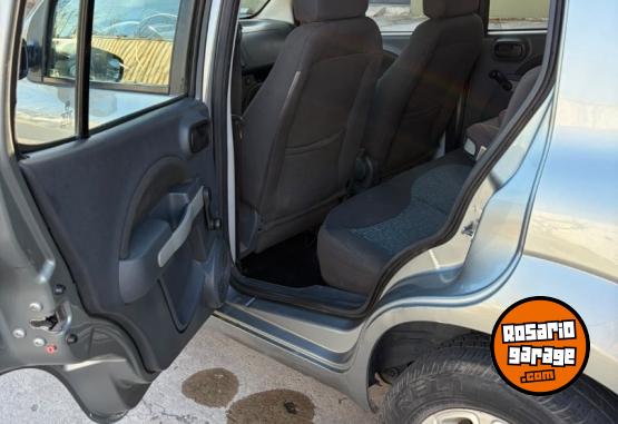 Autos - Fiat Novo Attrative 2011 Nafta 116000Km - En Venta