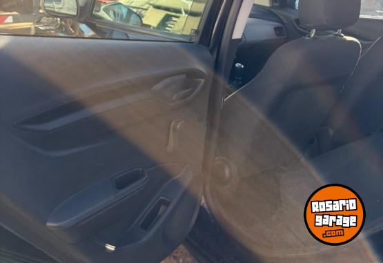 Autos - Chevrolet Ónix Joy 2017 Nafta 58000Km - En Venta