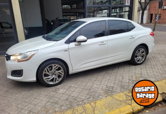 Autos - Citroen C4 Lounge Exclusive AT 2014 Nafta 109000Km - En Venta