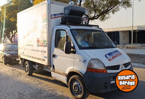 Utilitarios - Renault Master2.5 DCI Fur Corto 2011 Diesel 242800Km - En Venta