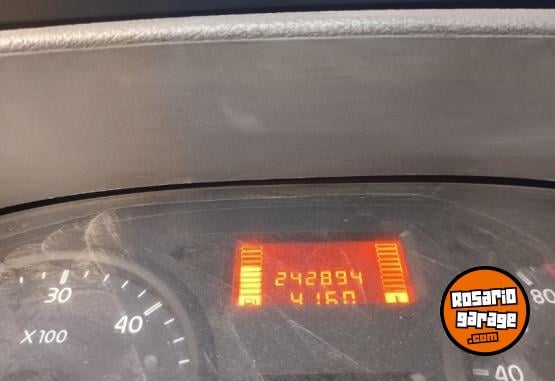 Utilitarios - Renault Master2.5 DCI Fur Corto 2011 Diesel 242800Km - En Venta