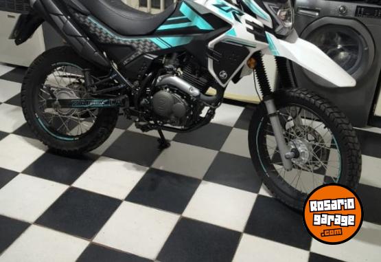 Motos - Zanella ZR 125 2026 Nafta 850Km - En Venta