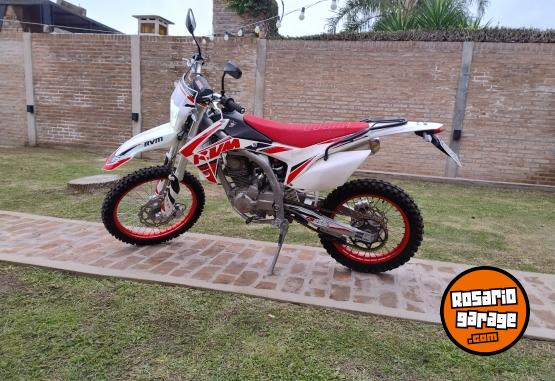 Motos - RVM Cz250T 2023 Nafta 500Km - En Venta