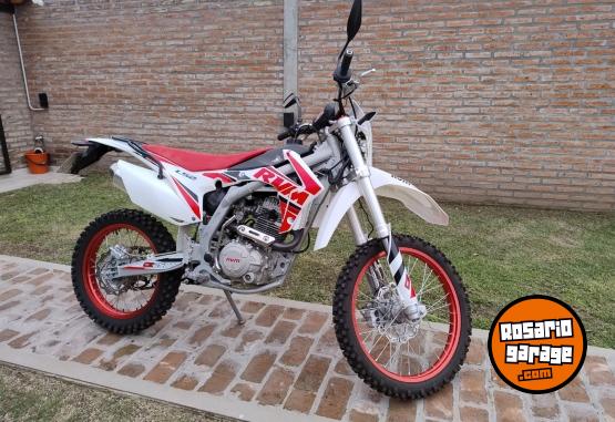 Motos - RVM Cz250T 2023 Nafta 500Km - En Venta