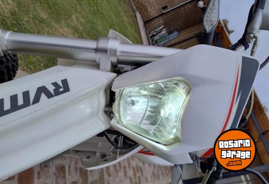 Motos - RVM Cz250T 2023 Nafta 500Km - En Venta