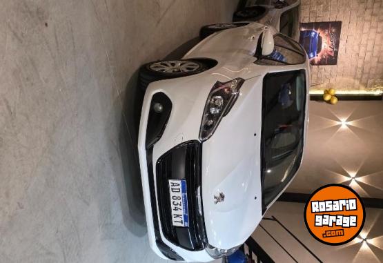 Autos - Peugeot Peugeot 208 2019 Nafta 60000Km - En Venta