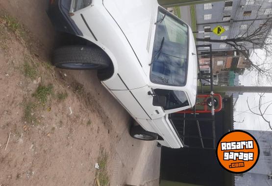 Camionetas - Peugeot 504 pick up 1995 Diesel 400000Km - En Venta