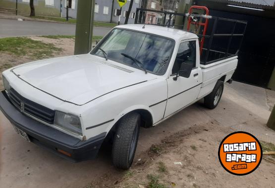 Camionetas - Peugeot 504 pick up 1995 Diesel 400000Km - En Venta