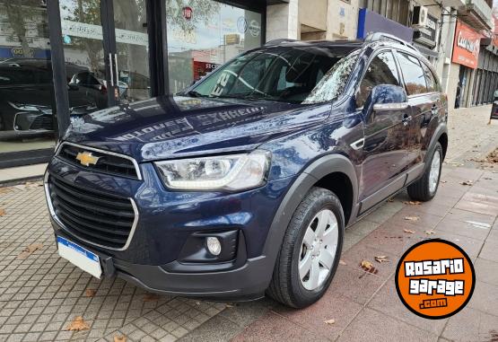 Camionetas - Chevrolet CAPTIVA LS 2017 Nafta 73000Km - En Venta