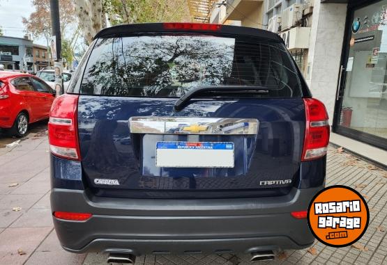 Camionetas - Chevrolet CAPTIVA LS 2017 Nafta 73000Km - En Venta