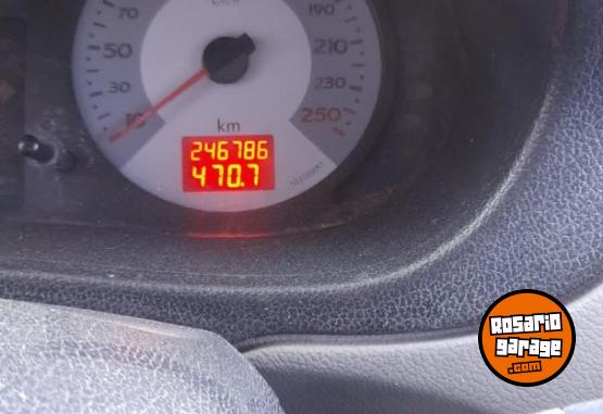 Utilitarios - Renault KANGOO SIETE PLAZAS GNC 2008 GNC 246000Km - En Venta