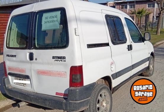 Utilitarios - Peugeot Partner Familiar 2001 Diesel 15000Km - En Venta