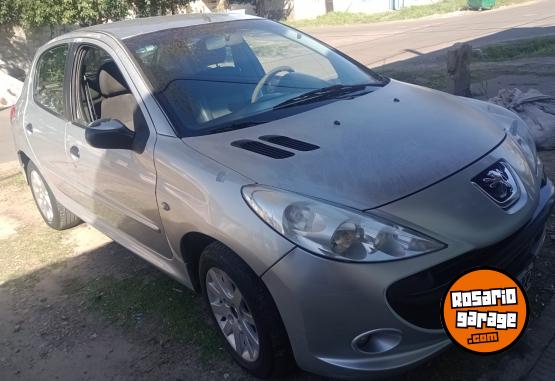 Autos - Peugeot 207 2009 GNC 240000Km - En Venta