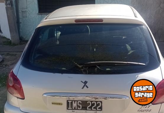 Autos - Peugeot 207 2009 GNC 240000Km - En Venta