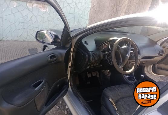Autos - Peugeot 207 2009 GNC 240000Km - En Venta