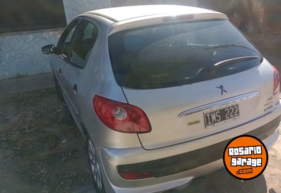 Autos - Peugeot 207 2009 GNC 240000Km - En Venta