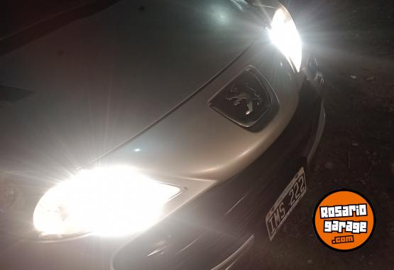 Autos - Peugeot 207 2009 GNC 240000Km - En Venta