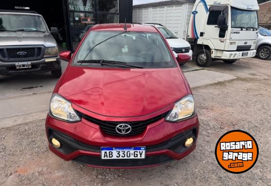 Autos - Toyota Etios XLS 2017 Nafta 90000Km - En Venta