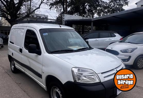Utilitarios - Citroen Berlingo 1.6 GNC 2022 GNC 212000Km - En Venta