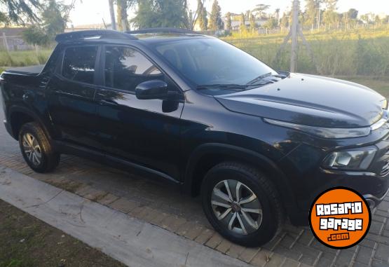 Camionetas - Fiat TORO FREEDON 1.8 4X2 AT 2018 Nafta - En Venta