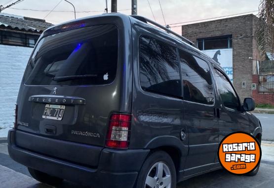 Utilitarios - Peugeot Partner Patagónica VTC + 2016 Diesel 180000Km - En Venta