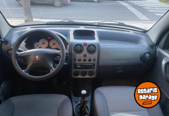 Utilitarios - Peugeot Partner Patagónica VTC + 2016 Diesel 180000Km - En Venta