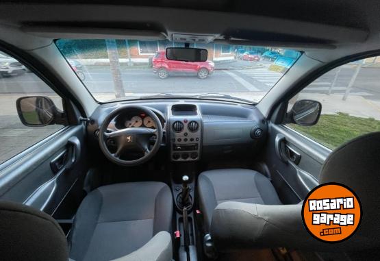 Utilitarios - Peugeot Partner Patagónica VTC + 2016 Diesel 180000Km - En Venta
