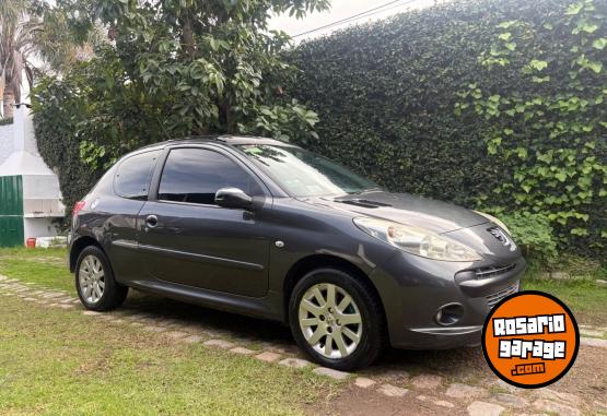 Autos - Peugeot Compact 1.6 2010 Nafta 150000Km - En Venta