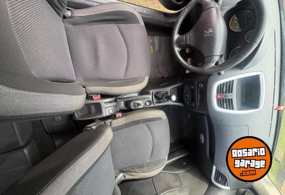 Autos - Peugeot Compact 1.6 2010 Nafta 150000Km - En Venta