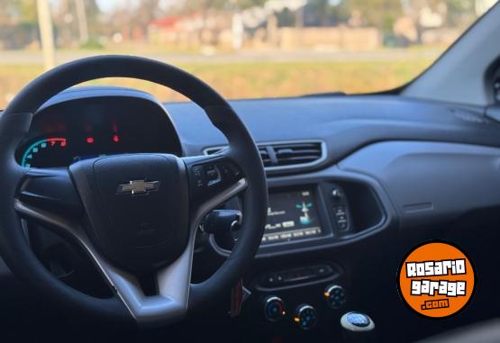 Autos - Chevrolet Ónix LT 2018 GNC 146000Km - En Venta