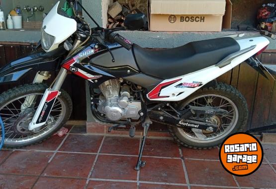 Motos - Motomel Skua 250 Pro 2018 Nafta 2300Km - En Venta