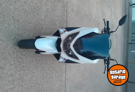 Motos - Yamaha nmax 2019 Nafta 20000Km - En Venta