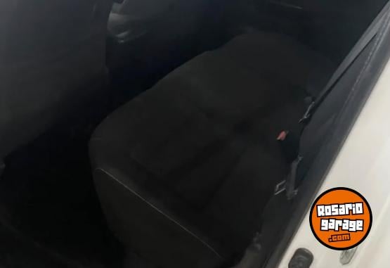 Camionetas - Toyota Hilux 2.0 177cv 2020 Diesel 122000Km - En Venta