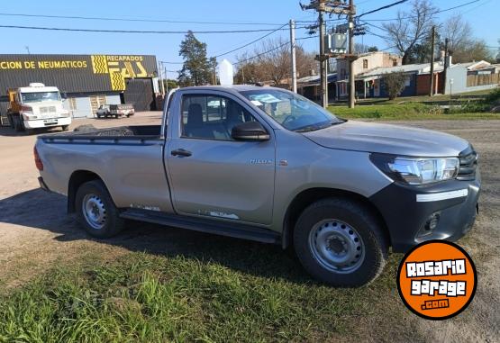 Camionetas - Toyota Hilux 2018 Diesel 390000Km - En Venta