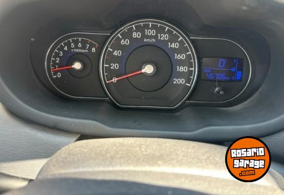 Autos - Hyundai I10 1.2 GLS 2013 Nafta 46700Km - En Venta