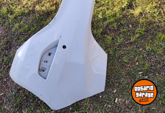 Accesorios para Autos - Paragolpes trasero Fiesta Kinetic (mexicano) - En Venta
