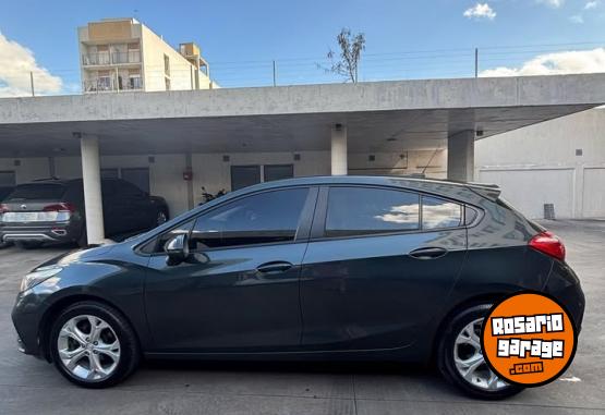 Autos - Chevrolet Cruze LT 2017 Nafta 145000Km - En Venta