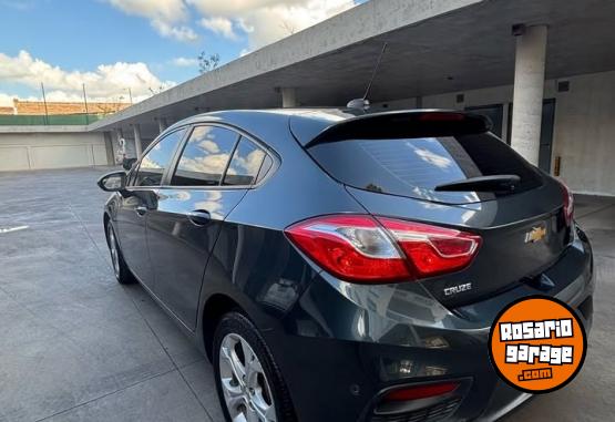 Autos - Chevrolet Cruze LT 2017 Nafta 145000Km - En Venta