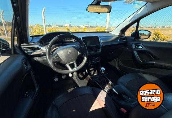 Autos - Peugeot 2008 feeline sport 1.6thp 2017 Nafta 105000Km - En Venta