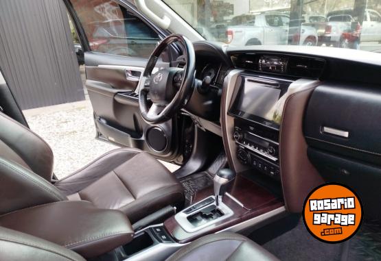 Camionetas - Toyota SW4 SRX 2016 Diesel 220000Km - En Venta