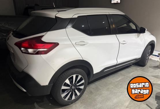 Autos - Nissan Kicks advance mt 2017 Nafta 121000Km - En Venta