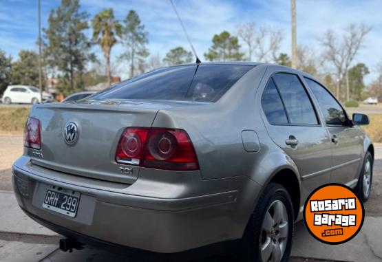 Autos - Volkswagen Bora TDI 2007 Diesel 250000Km - En Venta