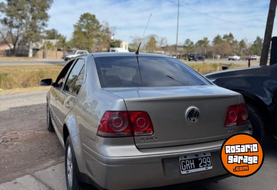 Autos - Volkswagen Bora TDI 2007 Diesel 250000Km - En Venta
