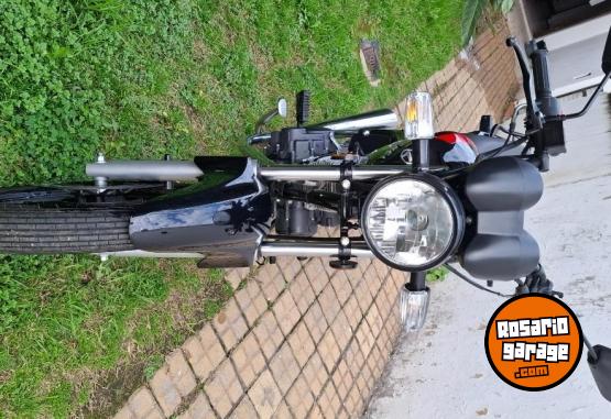 Motos - Zanella Rx 150 full 2025 Nafta 1815Km - En Venta