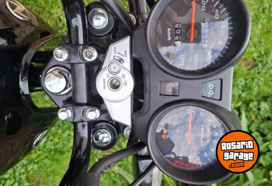 Motos - Zanella Rx 150 full 2025 Nafta 1815Km - En Venta