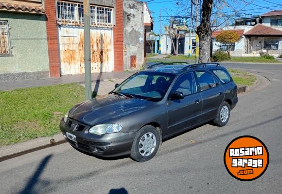 Autos - Hyundai Elantra 2000 Diesel 355000Km - En Venta